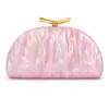 Bolsa Transversal de Ombro Único Novo Estilo Europeu e Americano para Mulheres Bolsa Irregular em Formato de Concha de Acrílico Bolsa de Mão Elegante para Casamento e Banquete