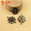 A1113 fabricante 1.4g conector de flor vintage hecho a mano accesorios para joyería DIY al por mayor 50 piezas/bolsa