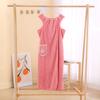 Falda de baño de terciopelo coral albornoz suave engrosado absorbente lindo bolsillo bordado toalla de baño ponible falda de baño con tirantes extragrande