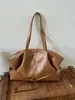 Bolsa Tote de Couro Macio Simples Retrô para Comércio Exterior Feminina Outono Grande Capacidade Maillard Uso Diário Ombro Único Sob o Braço