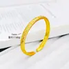 Joyería chapada en oro con diseño de cielo estrellado y monedas de diamantes completos, pulsera abierta, imitación de oro, accesorio de boda de lujo ligero de nicho con un toque de alta gama
