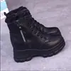 Botas Martin de cuero suave con suela gruesa para mujer, nuevo modelo 2026, botines que aumentan la altura para personas menudas, populares botas de invierno con peluche y algodón engrosado