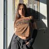 Camiseta retro Y2G americana de cuello redondo corto marrón, manga corta, estilo urbano europeo y americano para mujer, top ajustado con ombligo para chica sexy