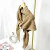 Cachecol triângulo de outono e inverno, xale de lã tricotado, cachecol externo feminino, cachecol, cachecol, versátil, dois xales vazados, capa