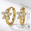 Novos brincos de aço inoxidável banhados a ouro 18k cravejados de diamantes com um toque europeu e americano de alta qualidade, apresentando designs florais, em formato de coração, ovais e de trevo, disponíveis para atacado