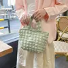 Bolsa de mano tipo tote para el día a día con forma de nube, pequeña y fresca, bolsa para el almuerzo de gran capacidad para trabajadores de oficina, tote de lona versátil y casual