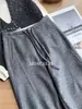 ¡Muy recomendable! Pantalones de lana grises a medida con retazos para mujer, estilo otoño old money, pantalones casuales ajustados con cordón y corte curvo