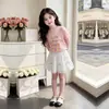Conjunto de Dos Piezas de Verano para Niña Grande Estilo Coreano Delgado Casual Camiseta de Manga Corta con Estampado de Letras y Falda Corta con Adorno de Encaje Dulce