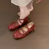 Sapatos Mary Jane Quadrados com Tachas e Salto Escondido de Design de Nicho para Mulheres, Novos Sapatos de Ballet com Laço Primavera 2026