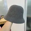 Sombrero de Pescador de Fieltro 100% Lana de Ala Corta de Color Sólido para Mujer, Estilo Japonés, Nuevo Modelo Otoño e Invierno, Lujo Ligero, Versátil, Cálido, Resistente al Viento