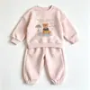 Nueva y elegante ropa infantil de principios de otoño para niños y niñas, sudadera de moda para comercio electrónico transfronterizo y comercio exterior, conjunto infantil casual de dos piezas estilo coreano