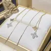 Popular en TikTok Diseño Retro Francés de Nicho Sentido del Diseño Circonita Completo Diamante Lujo Ligero Flor Todo Combinable Moda Aretes para Mujer