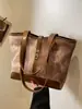Nova bolsa de moda de luxo leve 2023 bolsa tote feminina de grande capacidade bolsa de ombro mensageiro para o outono e inverno