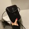 Bolso Cruzado de Hombro Casual de Moda Simple Personalizado Bolso Nuevo Otoño e Invierno Mujer 2025 Bolso Cuadrado Pequeño de Tendencia de Nicho