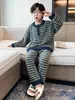 Pijama Infantil Masculino Outono/Inverno 2026 Novo Estilo Manga Longa Espessado Listrado Pulôver Conjunto para Casa Roupas de Inverno