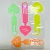 (Empaquetado Individualmente) Etiquetas Fluorescentes de PVC para Equipaje, Etiquetas para Maletas, Etiquetas Anti-Pérdida, Etiquetas de Identificación, Marcadores para Viajes de Negocios