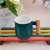 Caneca Cerâmica Exportação Estilo Nórdico Cabo de Madeira Personalizada Presente para Atividade de Escritório Copo de Água com Logo Impresso