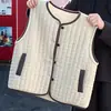 Conjunto de Tres Piezas para Niña Otoño/Invierno Nuevo con Chaleco a Cuadros, Sudadera Gruesa con Capucha Forrada de Polar y Pantalones de Pierna Ancha Ropa Casual Coreana