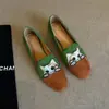 ¡Versión de piel de oveja! Nuevos Mocasines Slip-on Bordados de Gatito para Mujer, Ropa Exterior Simple, Zapatos Planos Cómodos de Cuero Individuales