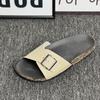 2024 Verão Novo Sapatos Birkenstock Rasteirinha Casual Chinelo Feminino Verão Roupa Exterior Fivela de Cinto Sandálias Meio Chinelo Atacado