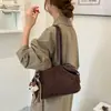 Bolsa tote de grande capacidade, estilo nicho, para mulheres, nova coleção 2026, moderna, fashion, minimalista e esteticamente agradável, pode ser carregada no ombro ou usada na transversal