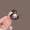 Exquisito Mini Pasador Coreano Pequeño para Cabello Roto Flequillo Pinza para el Cabello Pinza Superior de Perla Negra Pinza de Tiburón de Metal de Alta Gama