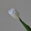 Tmall Al por Mayor Hidratante Tulipán Decoración del Hogar Adornos para Sala de Estar Flores Artificiales Fotografía de Boda Flores Falsas de Mano