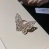 Pinzas para Orejas Mariposa de Circonita Estilo Coreano Ins para Mujeres Sin Perforaciones, Brazaletes de Oreja Exquisitos y Elegantes con un Toque de Lujo Ligero y de Alta Gama