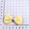 Acessórios de cabelo pequenos e delicados em formato de laço preenchidos com tecido, presilhas de cabelo em formato de osso, acessórios DIY para sapatos e meias, e outros materiais para artesanato