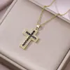 Colar Feminino Colorido Zircônia Joias Design de Nicho Pingente Cruz Completo em Diamante Colar Corrente de Clavícula em Aço Inoxidável