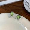 Aretes de Piedra Verde Oliva para Mujer ins Dulces Cool Nicho Diseño Sensación Aretes Combinan con Todo 2023 Nuevo Estilo Aretes Elegantes para Mujer