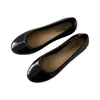 Etiqueta Transfronteiriça Nova Moda Bico Fino Sapatos Femininos de Cor Sólida PVC Solado Macio Sandálias de Verão para Usar por Cima Confortáveis e Versáteis