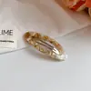 Pasador de Pelo Ovalado Acrílico Simple Coreano con un Diseño de Alta Gama, Exquisito y de Moda para Flequillo Lateral, un Elegante Accesorio para el Cabello para Mujeres