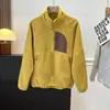 ¡Pedido de fábrica! Chaqueta de forro polar para pareja de otoño e invierno, senderismo al aire libre estilo montaña, abrigo de forro polar casual con bolsillo de color bloqueado