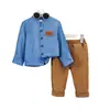 Conjunto de Camisa de Mezclilla con Cuello Alto para Niños, Temporada de Primavera y Otoño, Top de Manga Larga Decorado con Etiqueta de Cuero, Pantalones de Pana, Conjunto de Dos Piezas para Niños