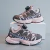 Tênis de corrida infantil, nova coleção primavera/outono 2026, tênis "dad shoes" com botão giratório para meninos, tênis macios, leves e casuais para meninas