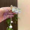 Pinza con Cabeza de Rosa para Mujer Chica Famosa de Internet Pinza Pequeña para Cola de Caballo Accesorios para el Cabello Dulces Versátiles Pinza de Tiburón