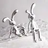 Adorno de Conejo de Orejas Largas Electroplateado Moderno Nórdico con un Toque de Alta Gama, Decoración de Moda para Coche y Sala de Estar de Lujo Ligero, Decoración del Hogar Muebles Blandos