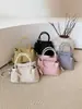 Bolso de Mano Sencillo para Viajes Diarios de Mujer, Primavera 2026, Bolso Cruzado de Nicho Estilo Coreano, Bolso de Hombro Versátil Exquisito y a la Moda