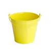 Balde pequeno de metal simples, vaso para suculentas, balde de brinquedos, porta-pincéis de maquiagem e canetas, cor de doce, balde de armazenamento de mesa com alta estética