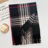 Bufanda estampada estilo japonés y coreano 2026 para mujer, otoño e invierno, accesorio para fotos atmosféricas, chal con flecos, calentador de cuello versátil y cálido