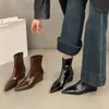 Botas de Mujer Súper Elegantes 2026: Botines de Tacón de Cuña de Piel Suave con Punta Aguda, Botas de Tacón Grueso Estilizadas, Botas de Moda Vintage para Mujer