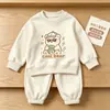 Conjunto Fofo para Meninas Primavera e Outono Novo Bebê Crianças Moletom Soltinho e Calça de Moletom Conjunto de Duas Peças Estiloso Roupas Infantis Pequenas e Médias