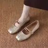 2026 Nuevos Zapatos Individuales Retro de Piel Suave para Mujer Primavera y Otoño Mary Janes con Tira Única de Perlas Suela Plana Zapatos Cómodos Versátiles