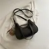 Bolso de Hombro de Color Sólido de Moda Invierno 2026, Bolso de Axila Simple y Elegante, Bolso Cruzado Único y Estético