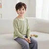 Pijama para niños y niñas, conjunto de dos piezas primavera/verano 7A antibacteriano para casa, top corto fino y pantalón de casa, estilo familiar