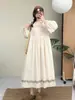 20206 Ropa de Primavera, Vestido Largo Bordado de Estilo Artístico con Mangas Largas, Cuello Peter Pan Cintura con Cordón Vestido Largo Adelgazante para Mujer