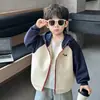 Chaqueta de Estilo Primavera y Otoño para Niños 2026 Nuevo Estilo Coreano Casual Sudadera con Bloques de Color Sudadera de Punto de Otoño para Niños Elegante