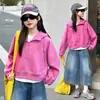 Moletom com Capuz Casual Esportivo Meio Zíper para Meninas, Estiloso 2026 Nova Moda Infantil Primavera e Outono Versátil