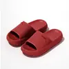 Chinelos Vermelho Brilhante com Cores Vibrantes, Textura Profunda, Antiderrapantes, Solado Espessado, Aumentam a Altura, Sensação de Luxo, Estilo Simples, Sandálias Femininas